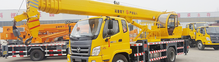 超高层吊装如何选择吊装公司